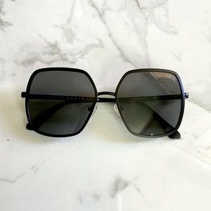 Quay black square sunglasses